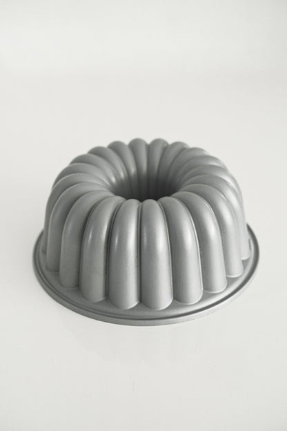 Varenzya Gugelhupfform silicone, tulbandvorm 25 cm, bakvorm Varenzya Gugelhupfform silicone, tulbandvorm 25 cm, bakvorm